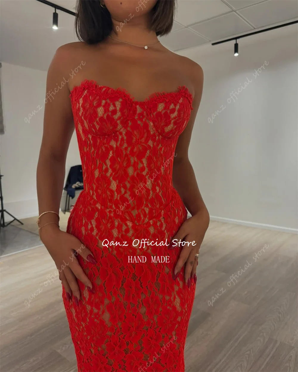 שמלת דגם לוסי