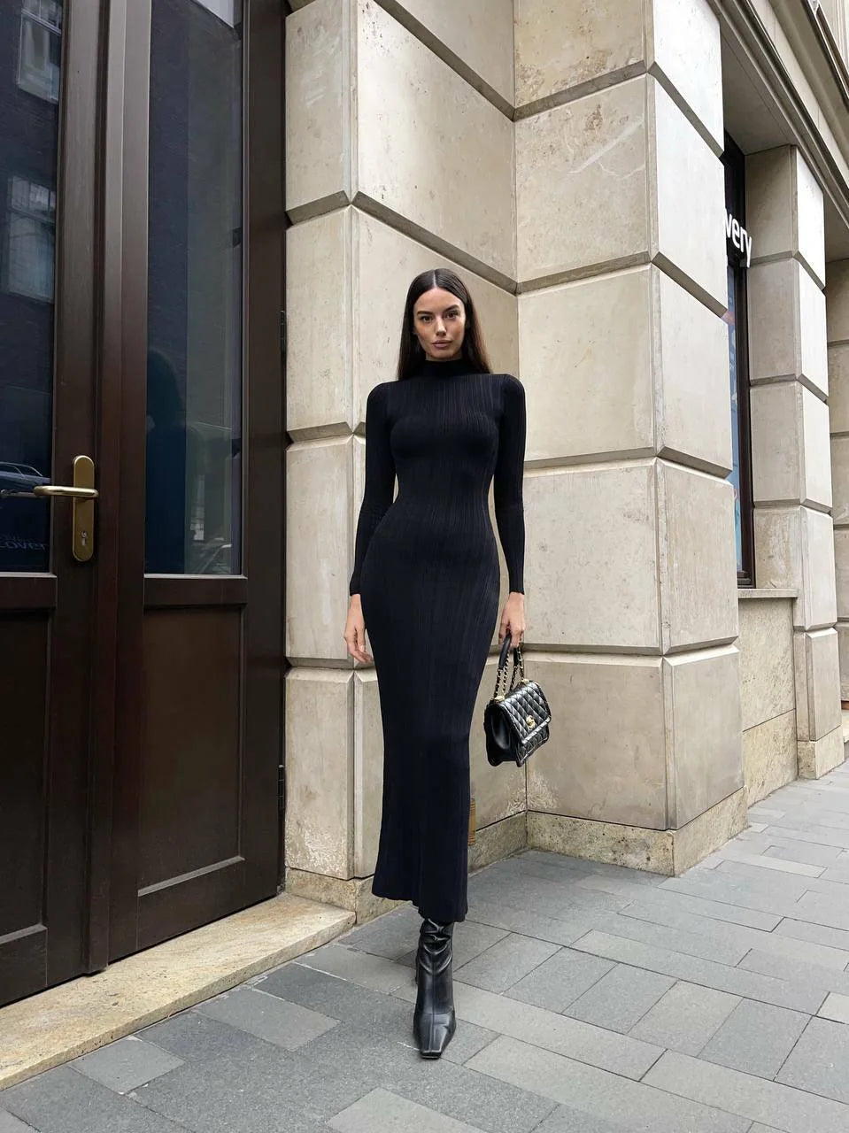 שמלה מקסי צמודה דגם ג׳ולי