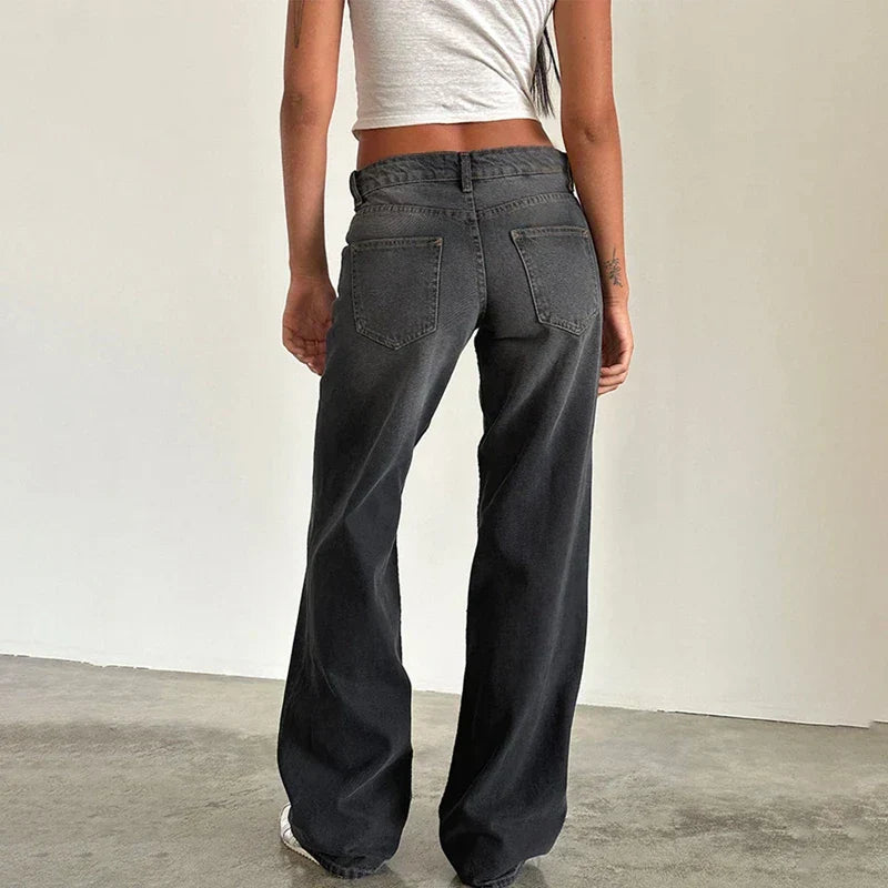 ג׳ינס דגם סלין