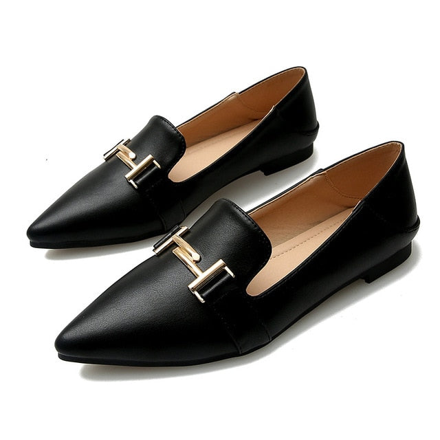 Eliza נעלי בובה מעור בשילוב אבזם